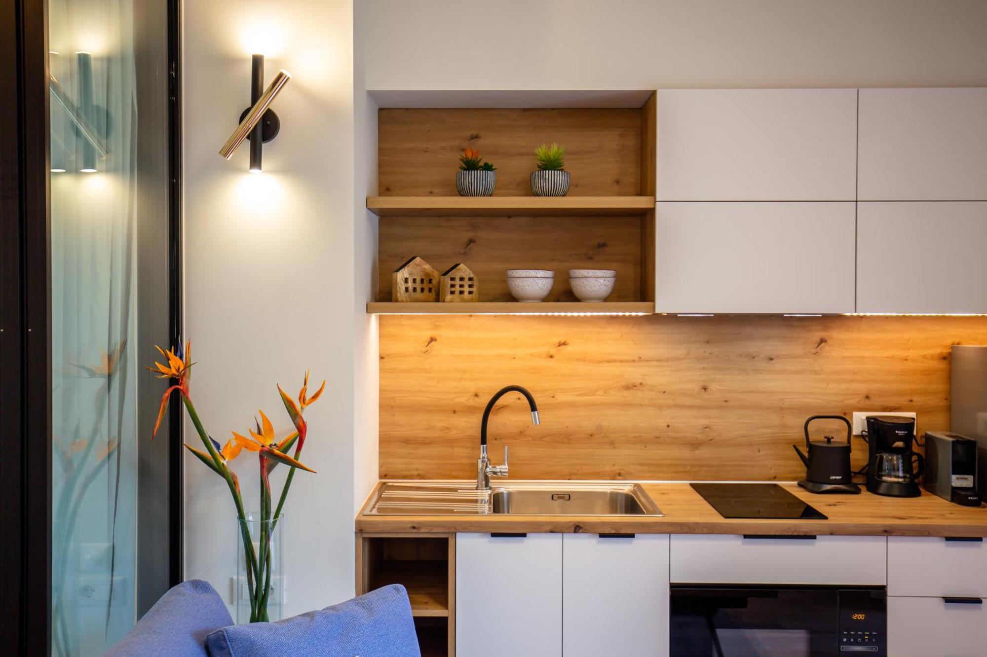 Lola Apartments Лиападес Экстерьер фото